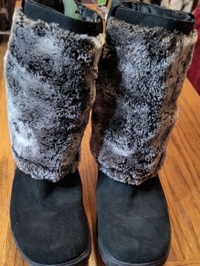 Women's Like New Tony Little Designs Black Suede Ankle Boots 8